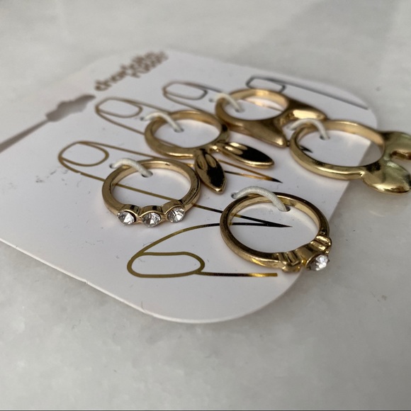 Gold Rings - Picture 2 of 5